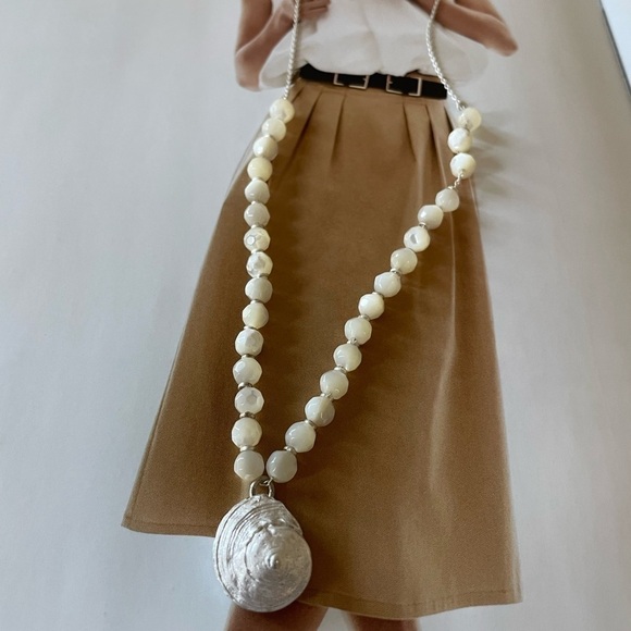 Seashell sterling silver necklace - Picture 3 of 3